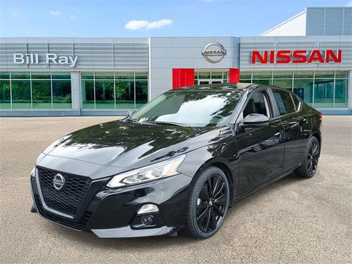 2022 Nissan Altima SR FWD