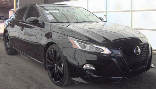 2022 Nissan Altima SR FWD