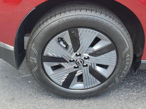 Scarlet 2025 Nissan Murano SL