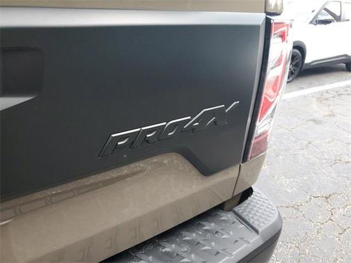 2024 Nissan Titan PRO-4X
