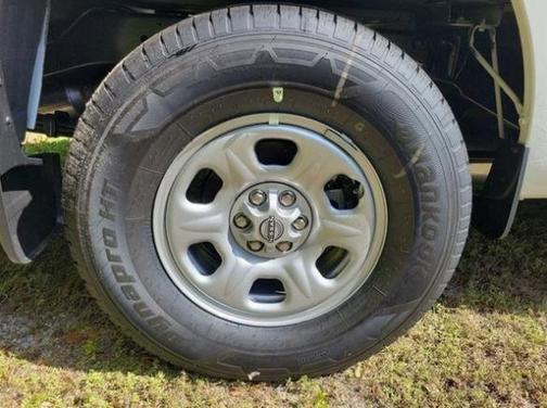 Glacier White 2026 Nissan Frontier S