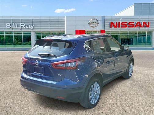 2022 Nissan Rogue Sport SV