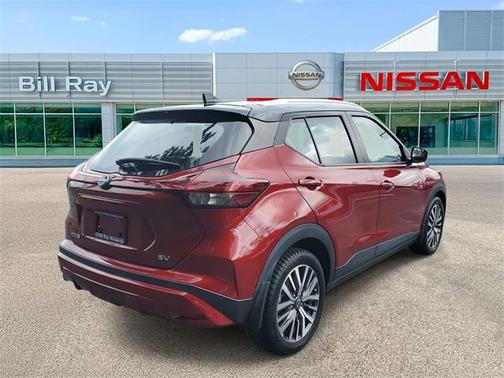 2022 Nissan Kicks SV
