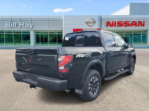 2024 Nissan Titan PRO-4X