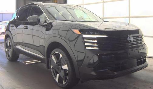 Super Black 2025 Nissan Kicks SR