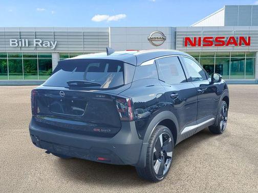 Super Black 2025 Nissan Kicks SR