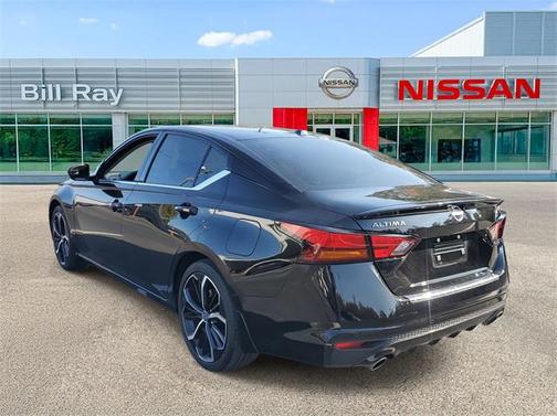 2023 Nissan Altima SR FWD