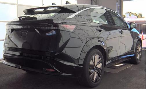 Northern Lights Metallic 2023 Nissan ARIYA PREMIERE
