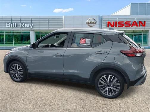 2023 Nissan Kicks SV