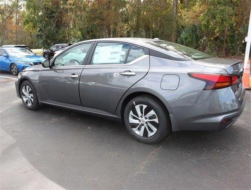 2025 Nissan Altima S FWD