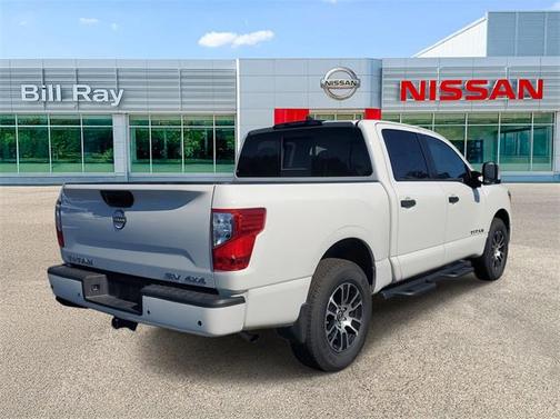 2024 Nissan Titan SV