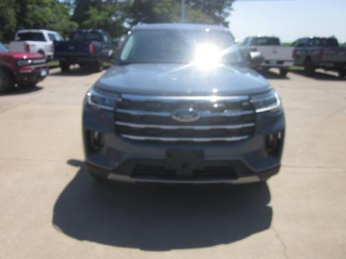 Vapor Blue Metallic 2026 Ford Explorer Active