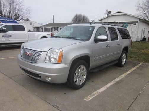 2011 GMC Yukon XL 1500 SLT