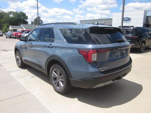 Vapor Blue Metallic 2026 Ford Explorer Active