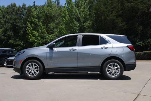 Sterling Gray Metallic 2024 Chevrolet Equinox 1LT