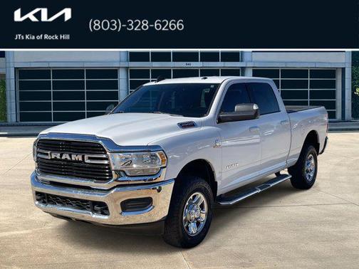 2020 RAM 2500 Big Horn Crew Cab 4X4 6'4' Box