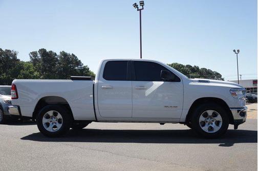 Bright White Clearcoat 2022 RAM 1500 Big Horn/Lone Star