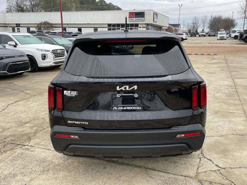 2023 Kia Sorento LX