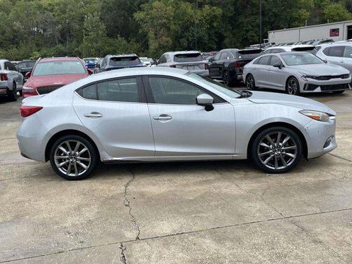 2018 Mazda Mazda3 Touring