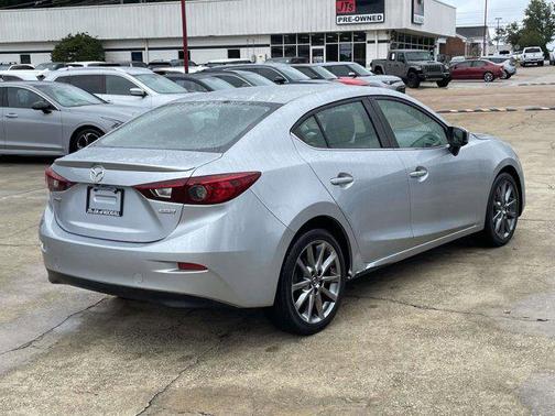 2018 Mazda Mazda3 Touring