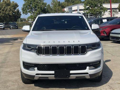 2022 Jeep Wagoneer Series II 4x2