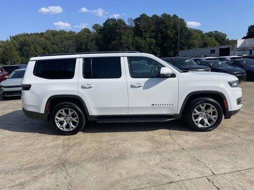 2022 Jeep Wagoneer Series II 4x2