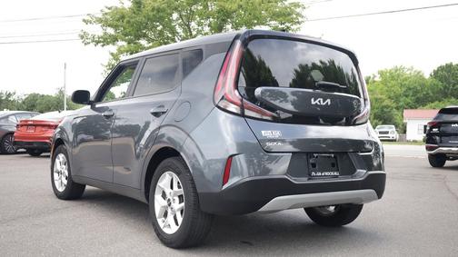 Gravity Gray 2023 Kia Soul LX