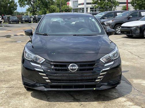 2023 Nissan Versa 1.6 SV