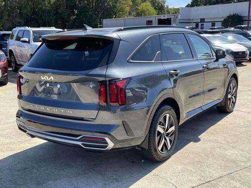 2022 Kia Sorento S
