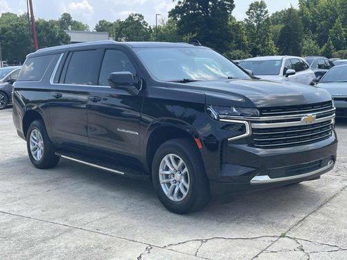 2023 Chevrolet Suburban LT