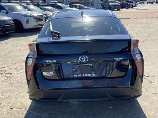 2017 Toyota Prius Three Touring