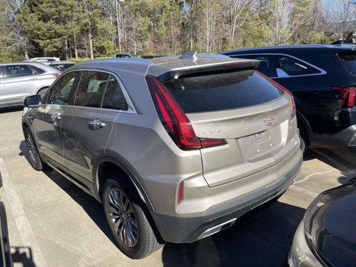 2024 Cadillac XT4 Premium Luxury