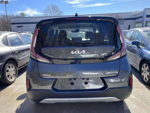2023 Kia Soul LX
