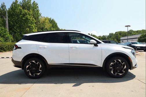 Ebony Black 2026 Kia Sportage EX
