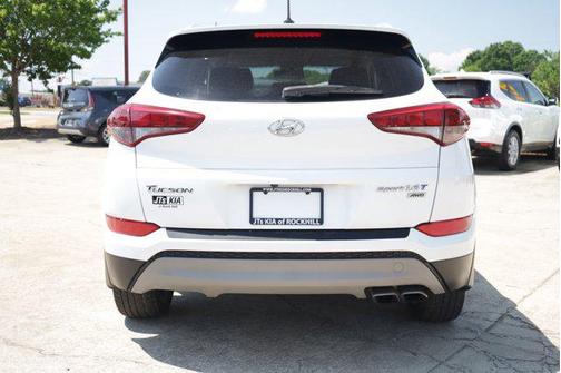 Dazzling White 2017 Hyundai TUCSON Sport