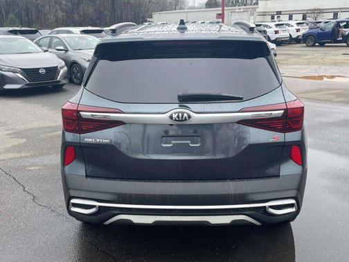 2021 Kia Seltos S