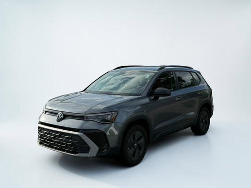 PLATINUM GRAY MET 2025 Volkswagen Taos 1.5T S