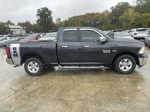 2017 RAM 1500 SLT
