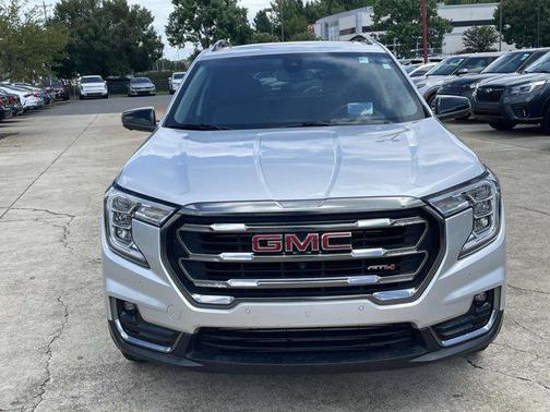2022 GMC Terrain AWD AT4
