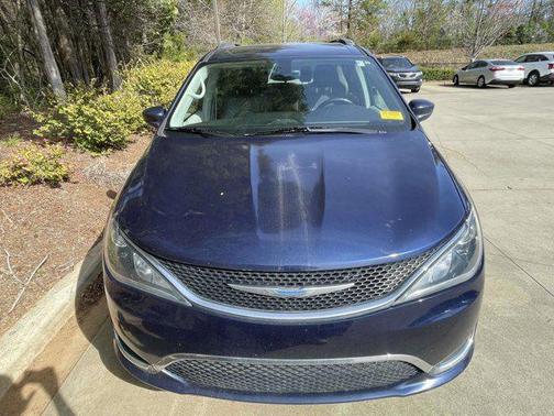 2018 Chrysler Pacifica Touring-L