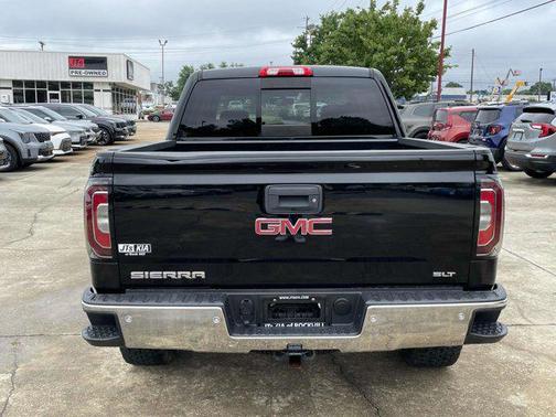 2017 GMC Sierra 1500 SLT