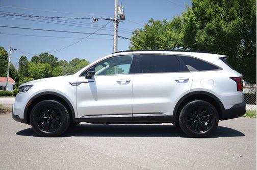 Sparkling Silver 2021 Kia Sorento S