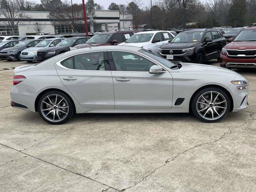 2024 Genesis G70 2.5T RWD