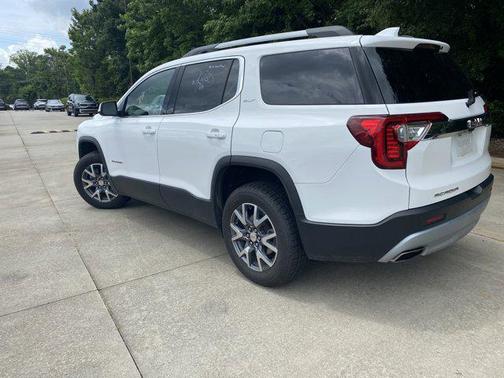 2023 GMC Acadia FWD SLT