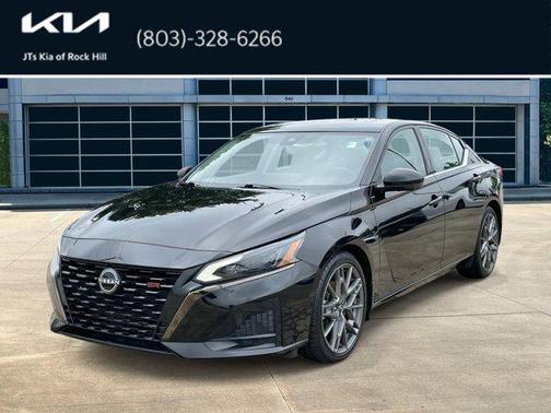 2023 Nissan Altima SR VC-Turbo FWD