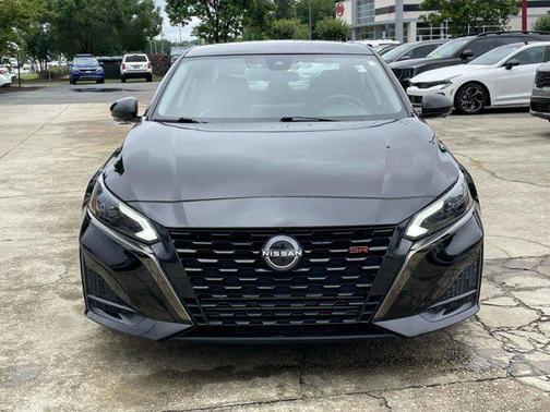 2023 Nissan Altima SR VC-Turbo FWD