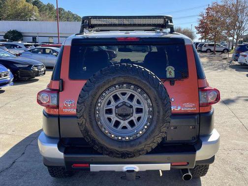 2014 Toyota FJ Cruiser Base