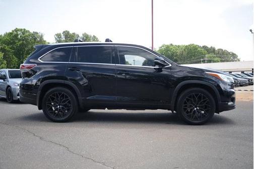 Attitude Black Metallic 2015 Toyota Highlander Limited