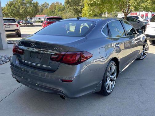 2015 INFINITI Q70L 3.7
