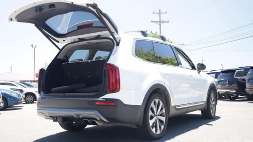 Glacial White Pearl 2022 Kia Telluride EX